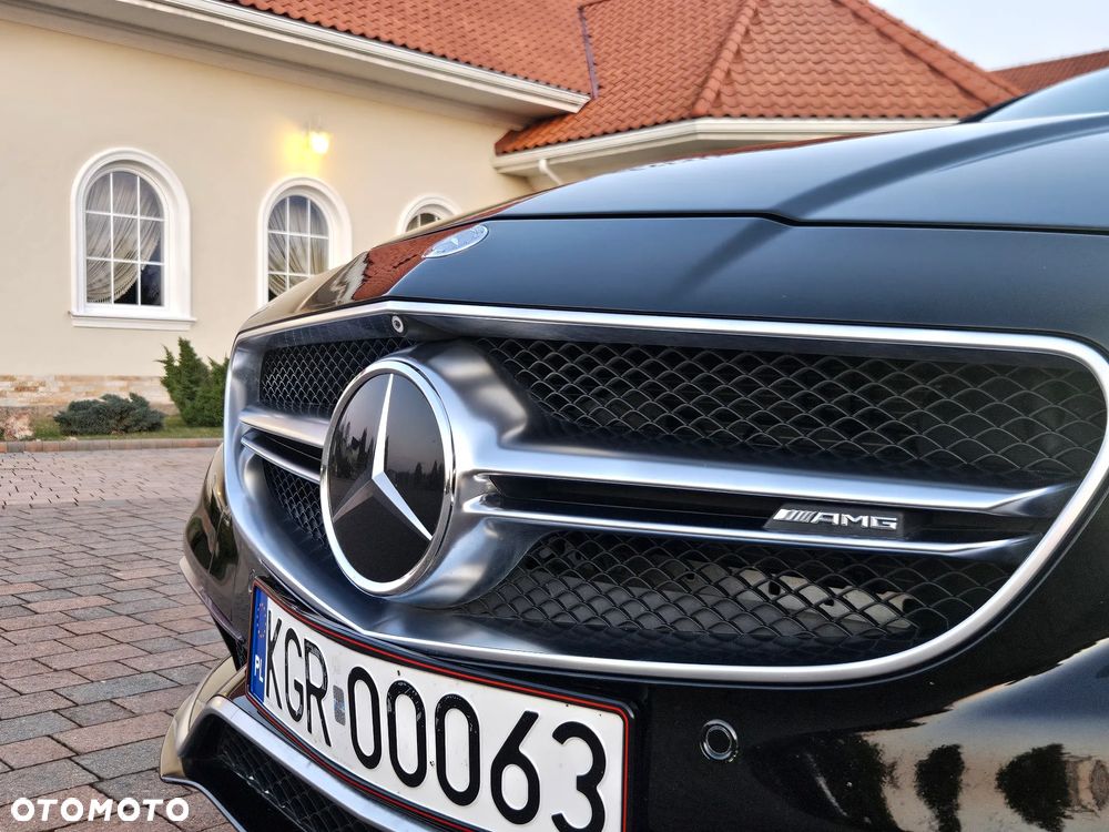 Mercedes-Benz CLS - 30