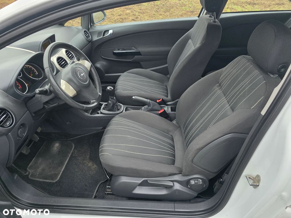 Opel Corsa 1.2 16V Easytronic Cosmo - 18