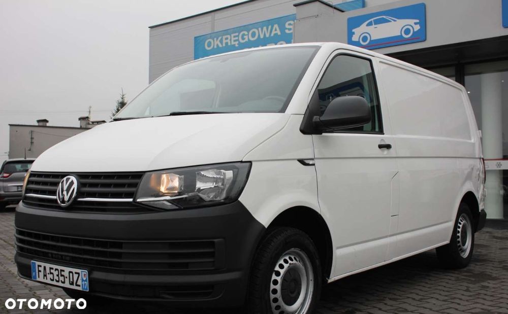 Volkswagen Transporter - 2