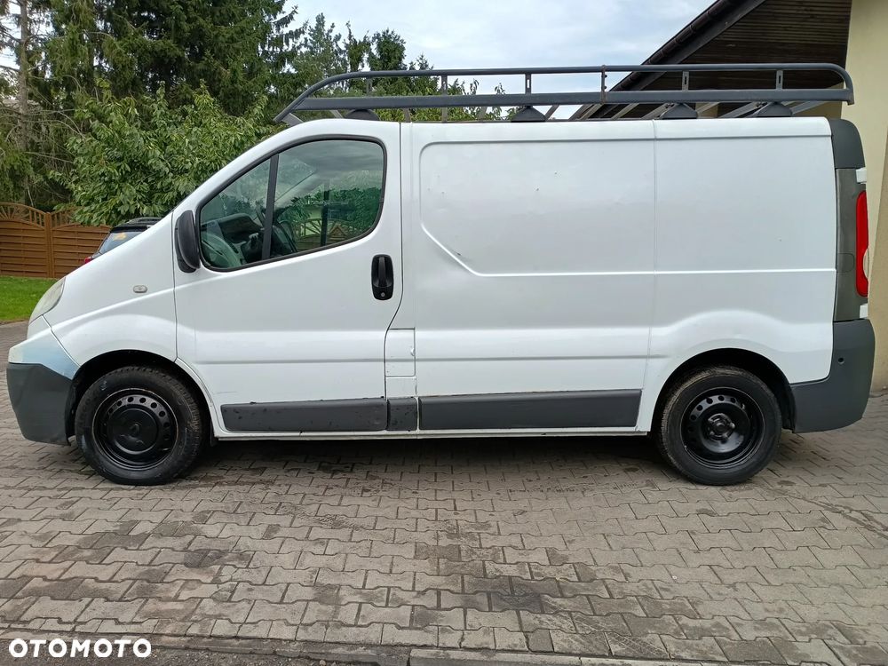 Renault Trafic - 2