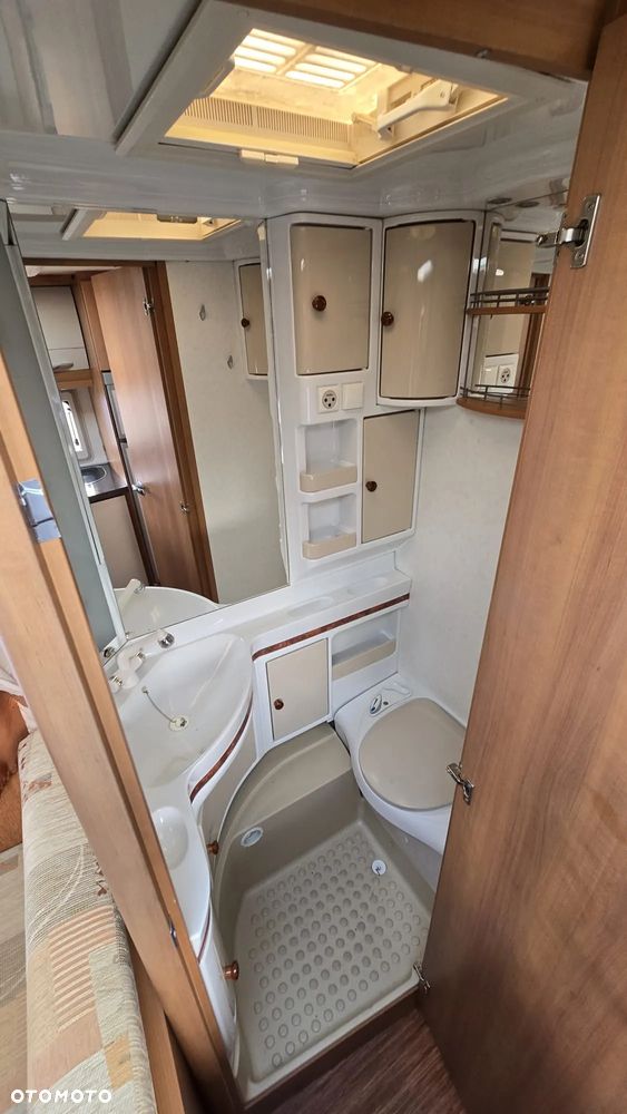 Hobby Excellent 440 SF - 9