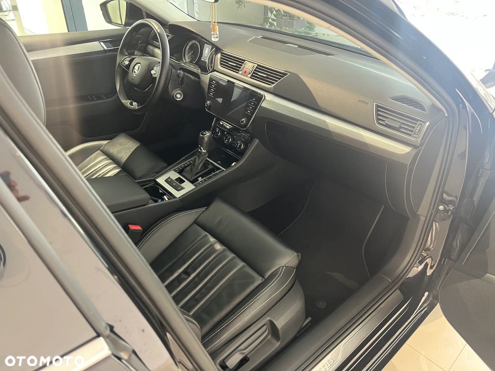 Skoda Superb 1.4 TSI Plug-In Hybrid Ambition DSG - 10