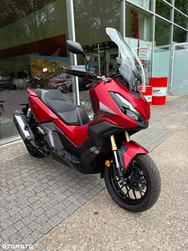 Honda ADV350 - 8
