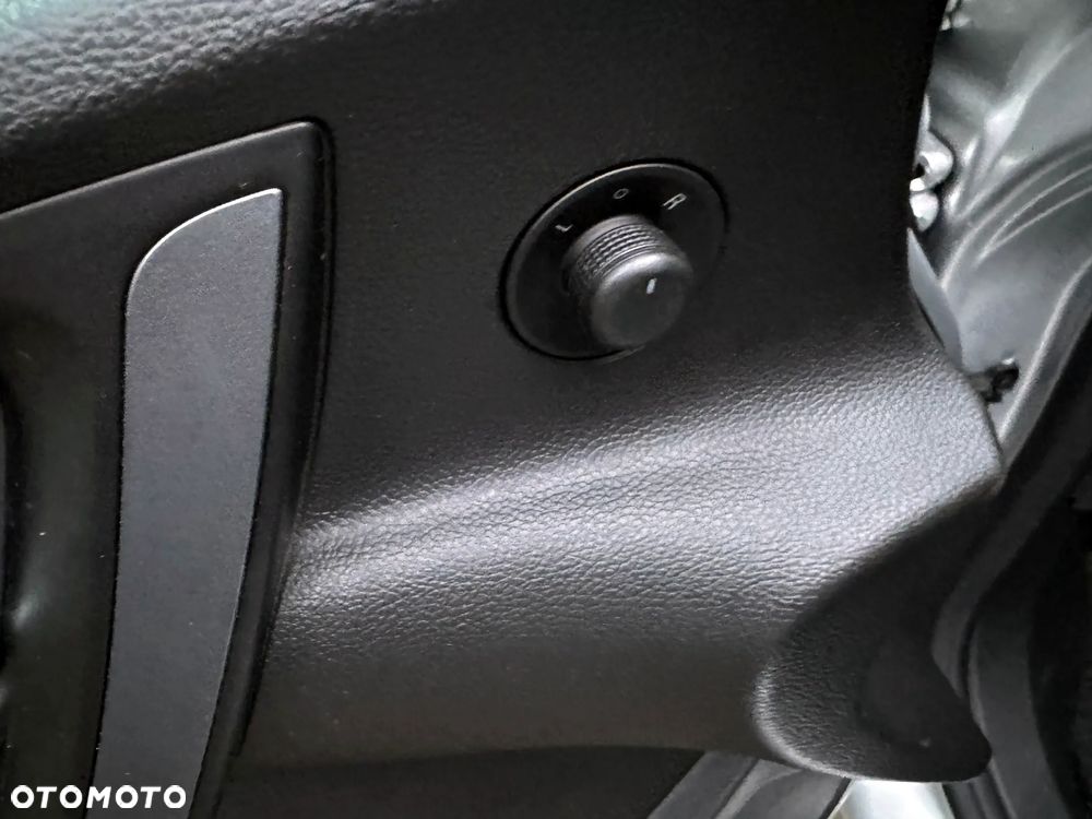 Opel Astra 1.4 T Business - 11