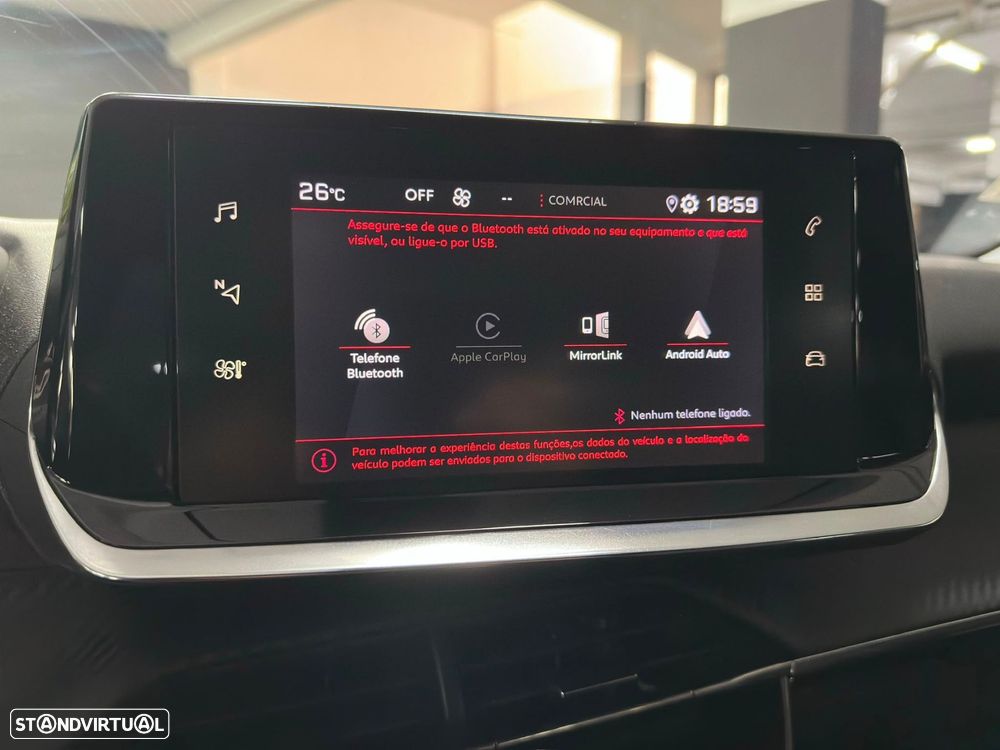 Peugeot 2008 1.2 PureTech Allure EAT8 - 17