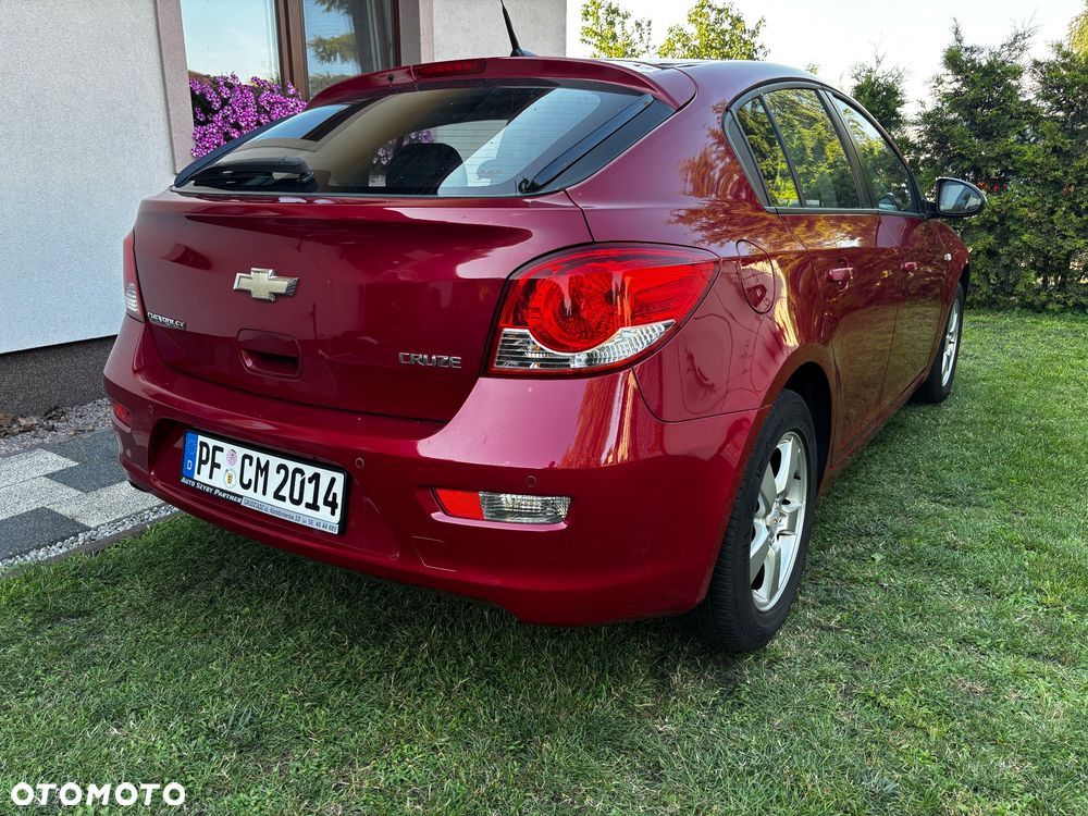 Chevrolet Cruze - 23