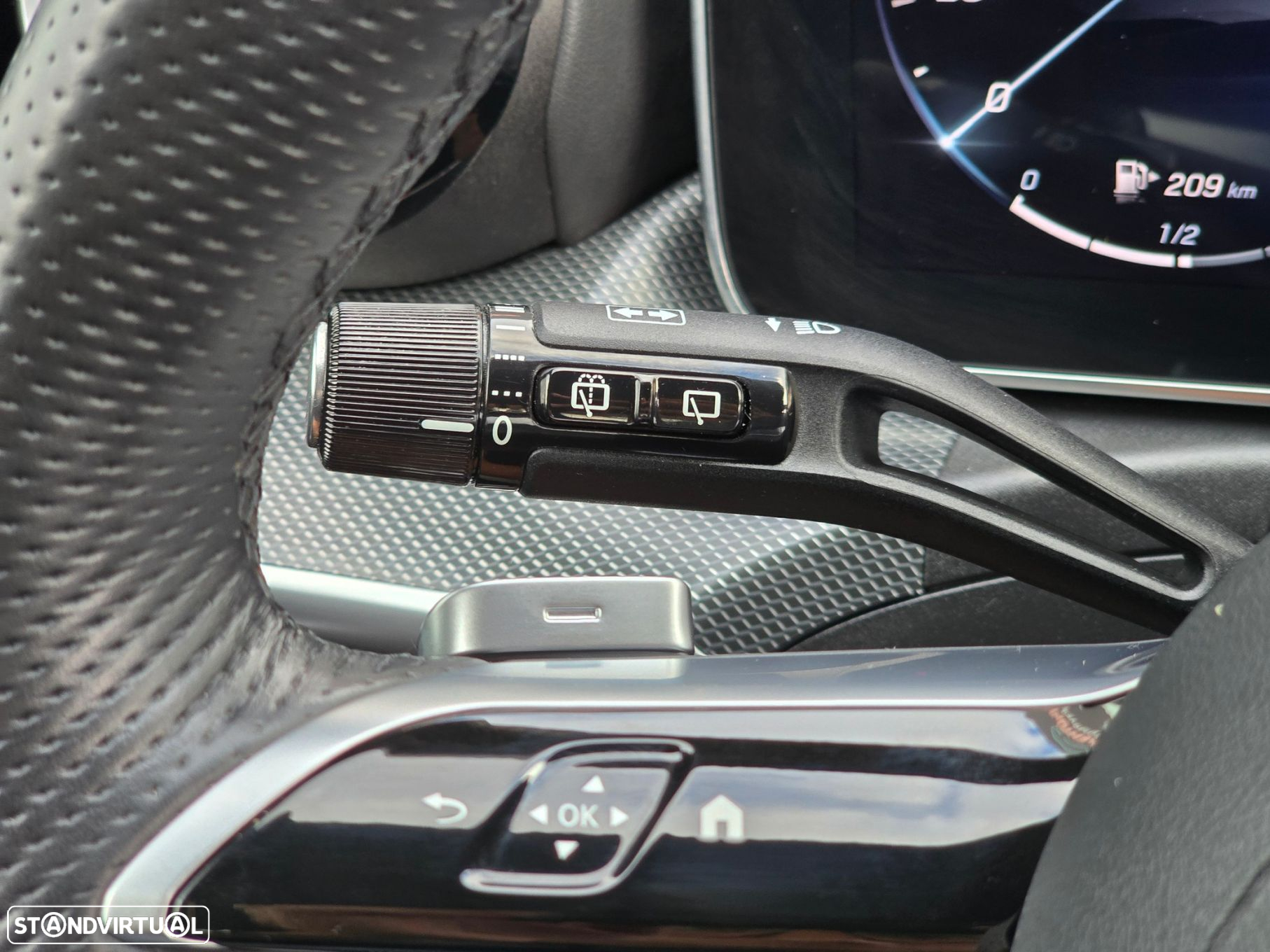 Mercedes-Benz C 300 e AMG Line - 23
