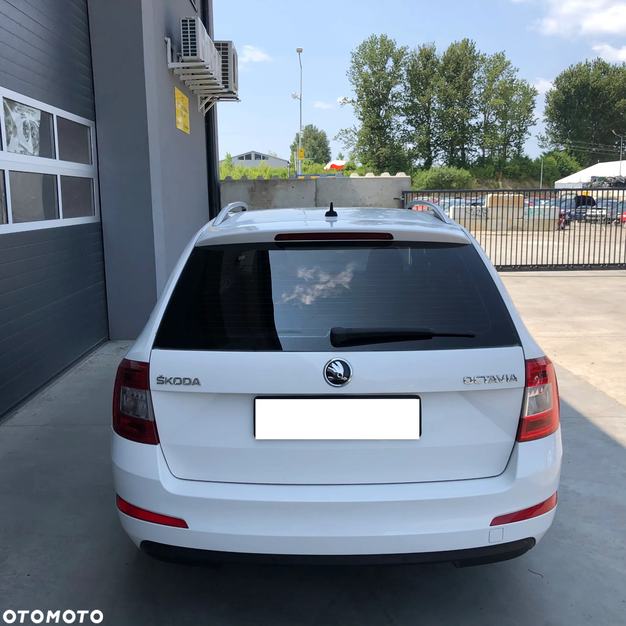 Skoda Octavia 2.0 TDI Style DSG - 4