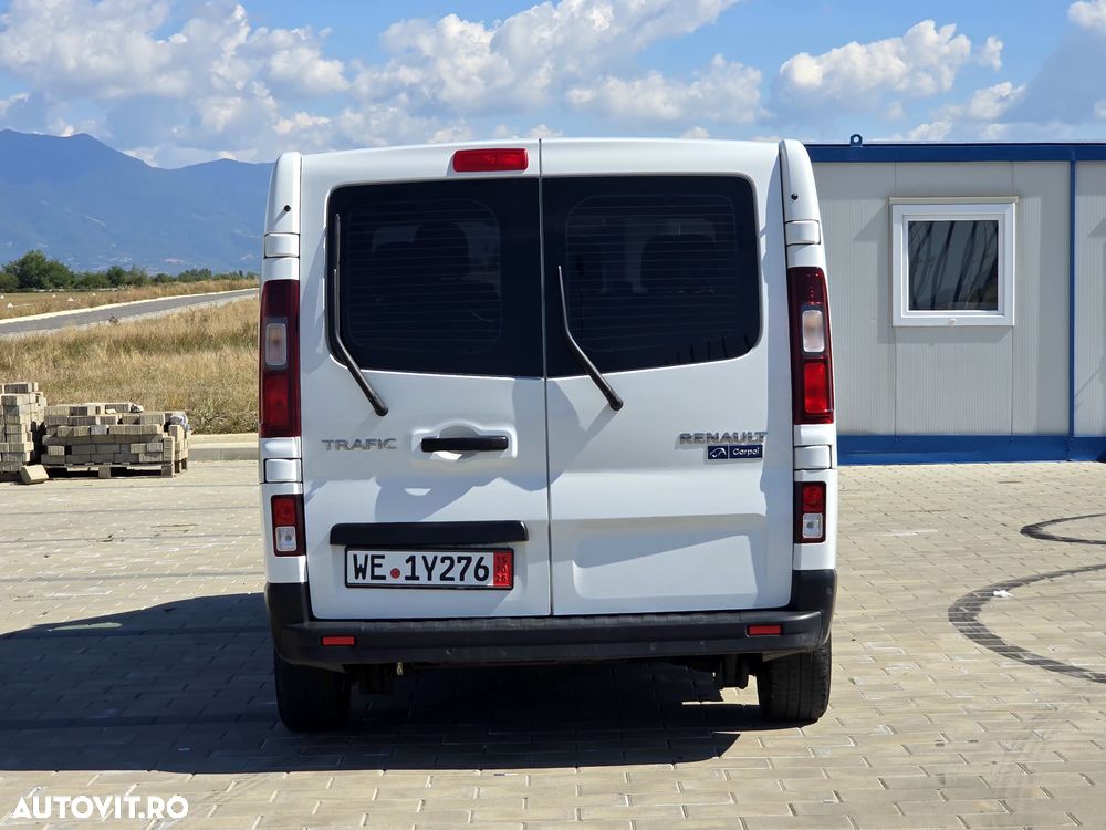 Renault Trafic - 14