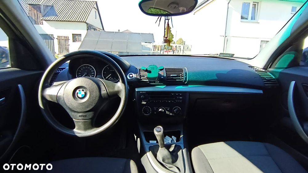 BMW Seria 1 118d - 6