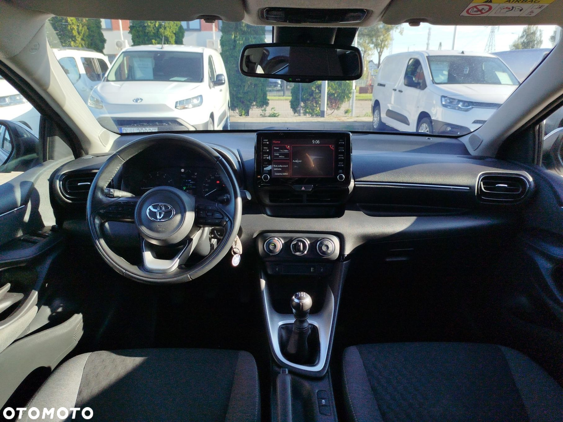 Toyota Yaris - 11