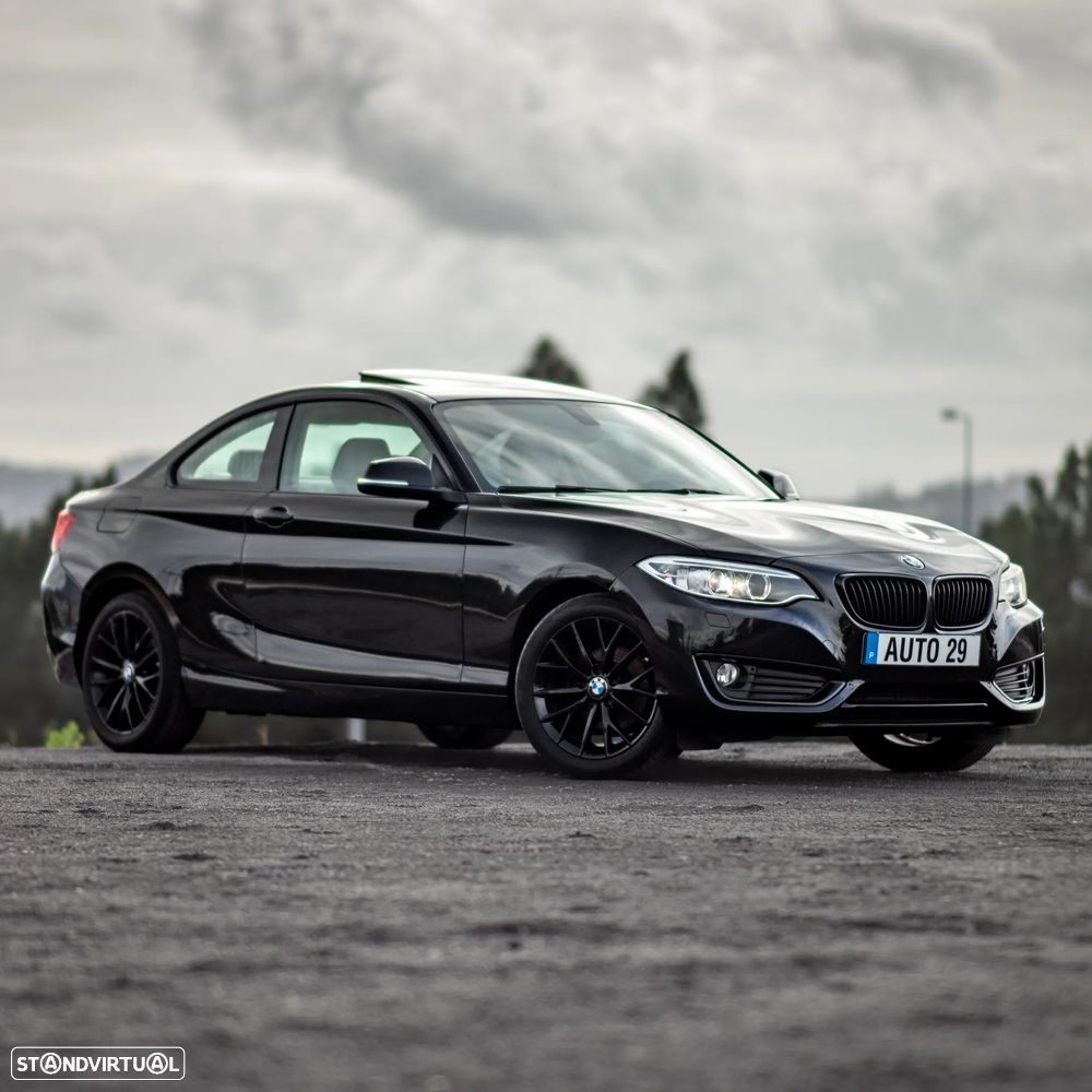 BMW 218 d Coupe Line Luxury - 2