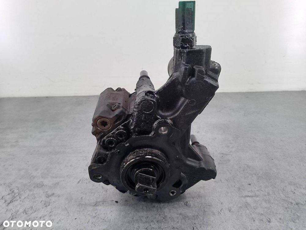 POMPA WTRYSKOWA CITROEN C5 III 7190-189A  2.0 HDI - 2