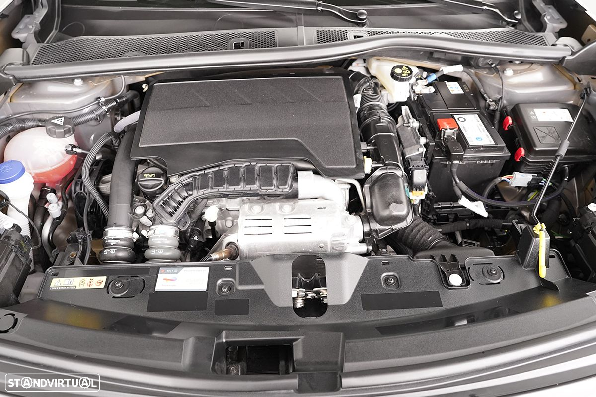 Peugeot 2008 1.2 PureTech Allure EAT8 - 25