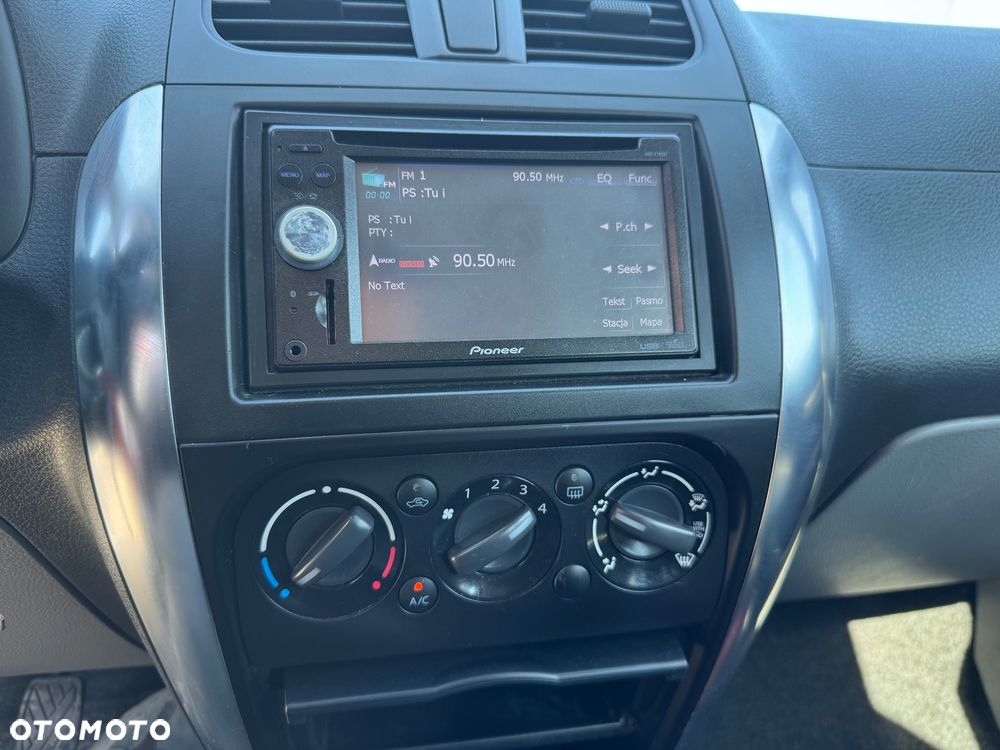 Suzuki SX4 - 19