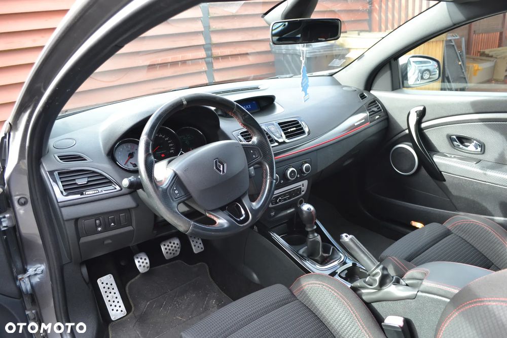 Renault Megane 2.0 16V R.S - 12