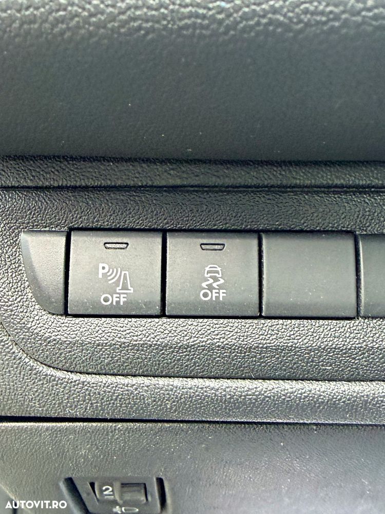 Peugeot 208 1.4 HDi FAP Style - 18