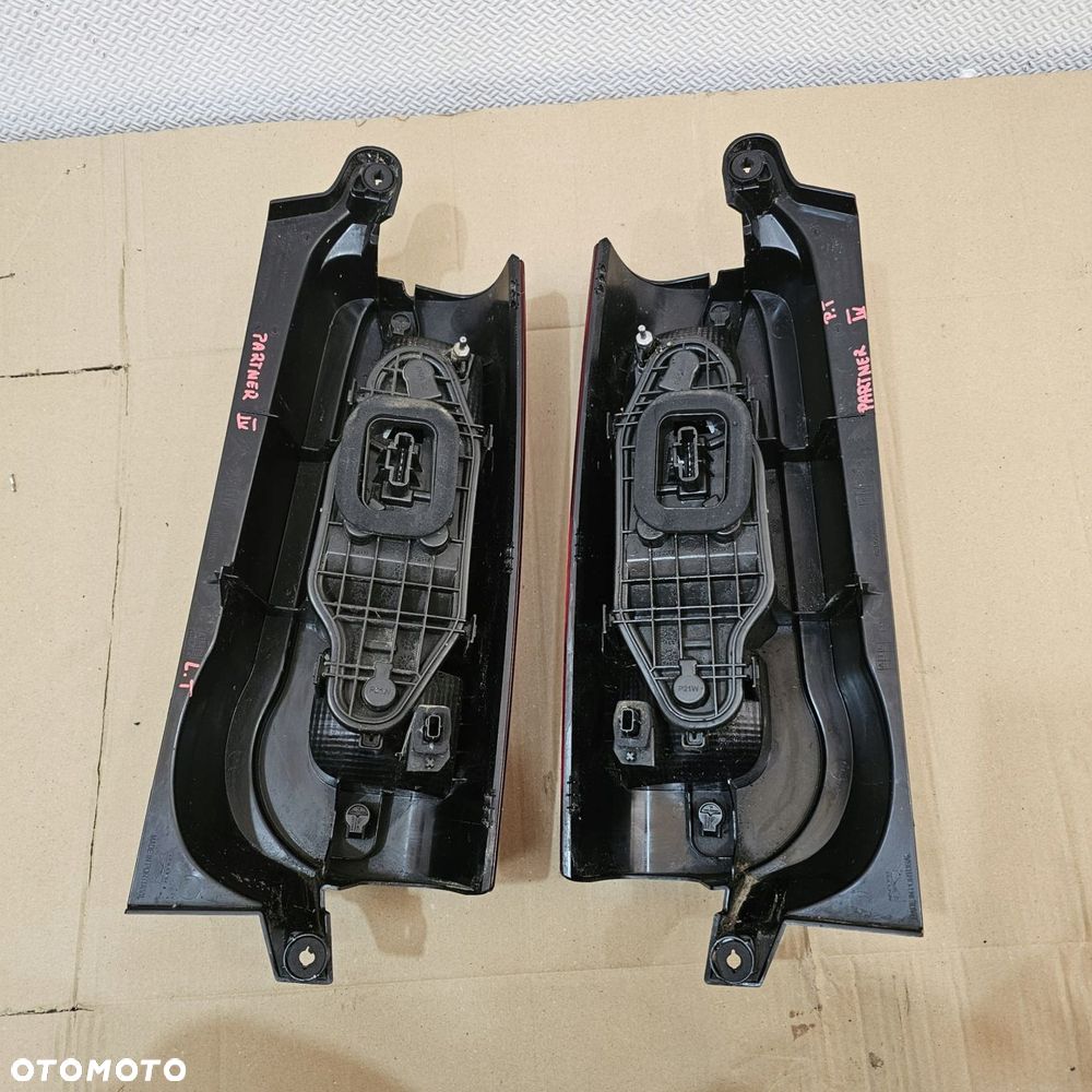 peugeot partner iv 4 berlingo rifter combo lampa tył tylna lewa - 10