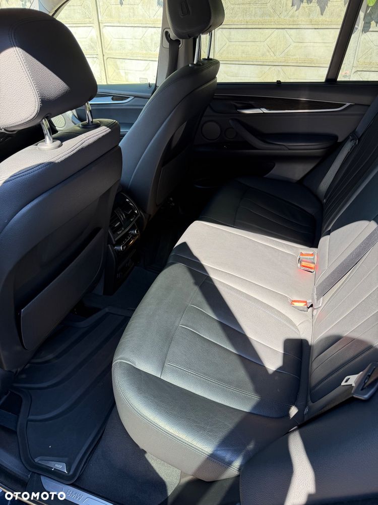 BMW X5 xDrive35i - 9