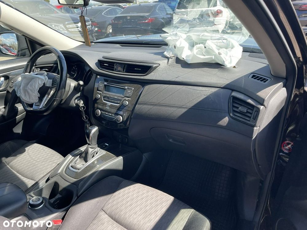 Nissan X-Trail 2.0 dCi Tekna 4WD Xtronic - 10