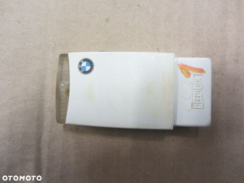 latarka bmw e30 e36 e34 biała rarytas - 1