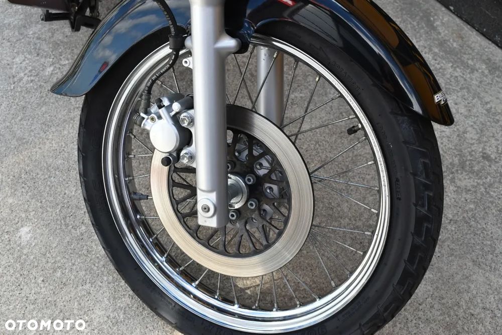 Suzuki Intruder - 28