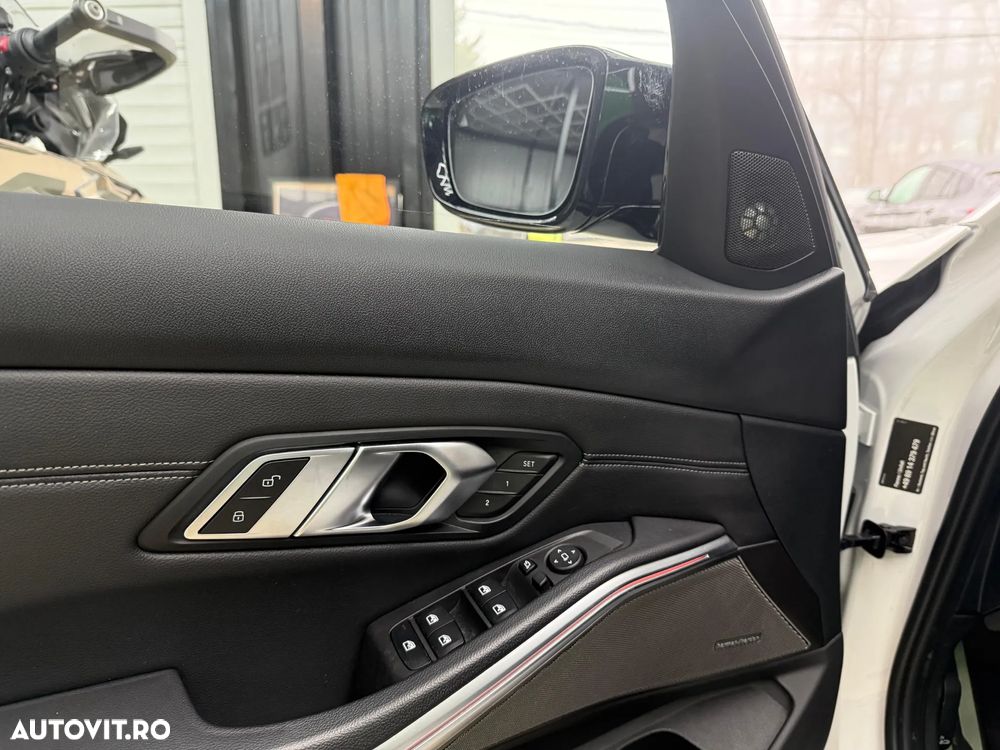 BMW M3 M340i xDrive AT MHEV - 28