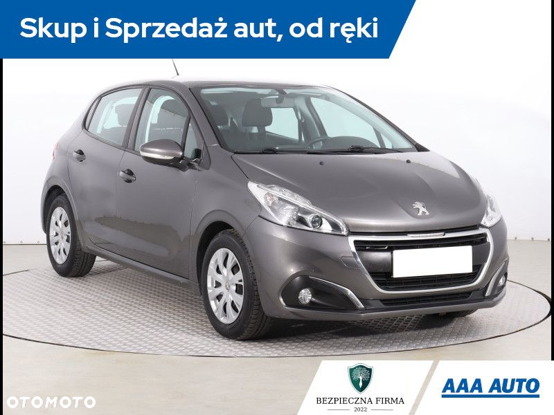 Peugeot 208 - 2