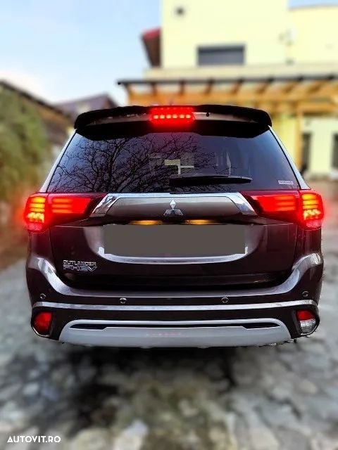 Mitsubishi Outlander 2.0L AS&G CVT Intense+ - 9
