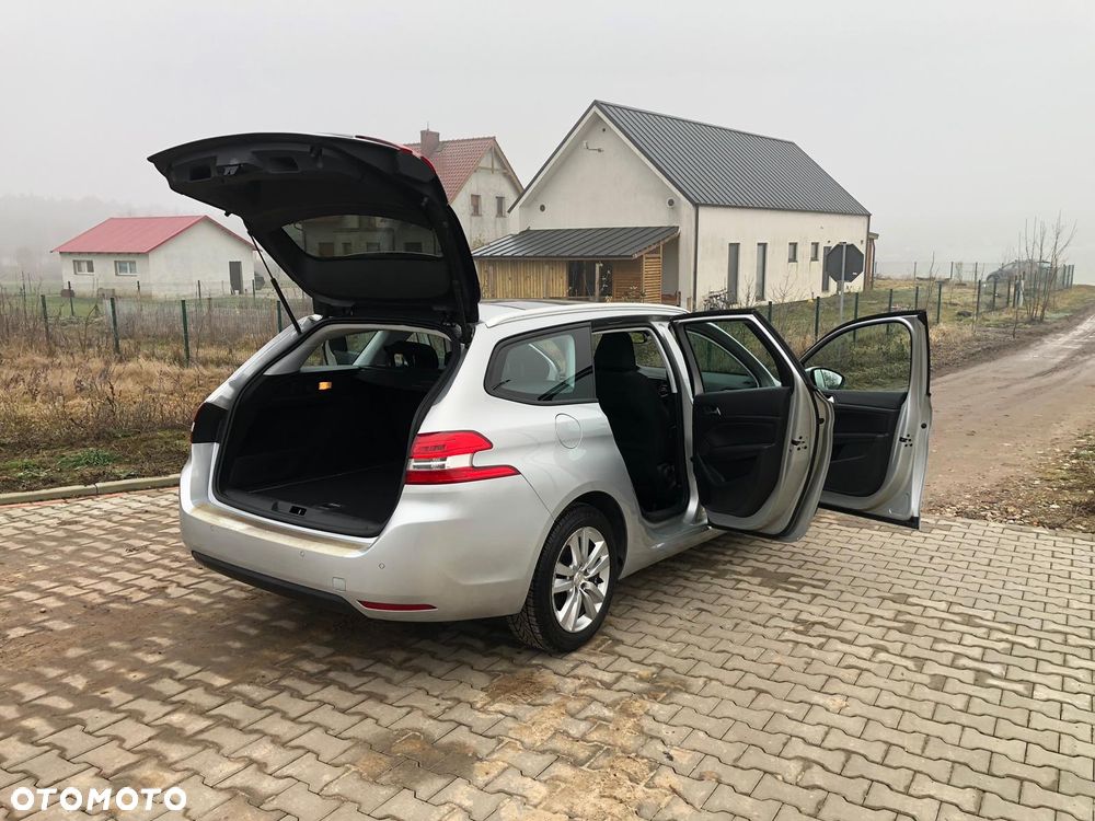 Peugeot 308 BlueHDi 120 Stop & Start Winter Edition - 24