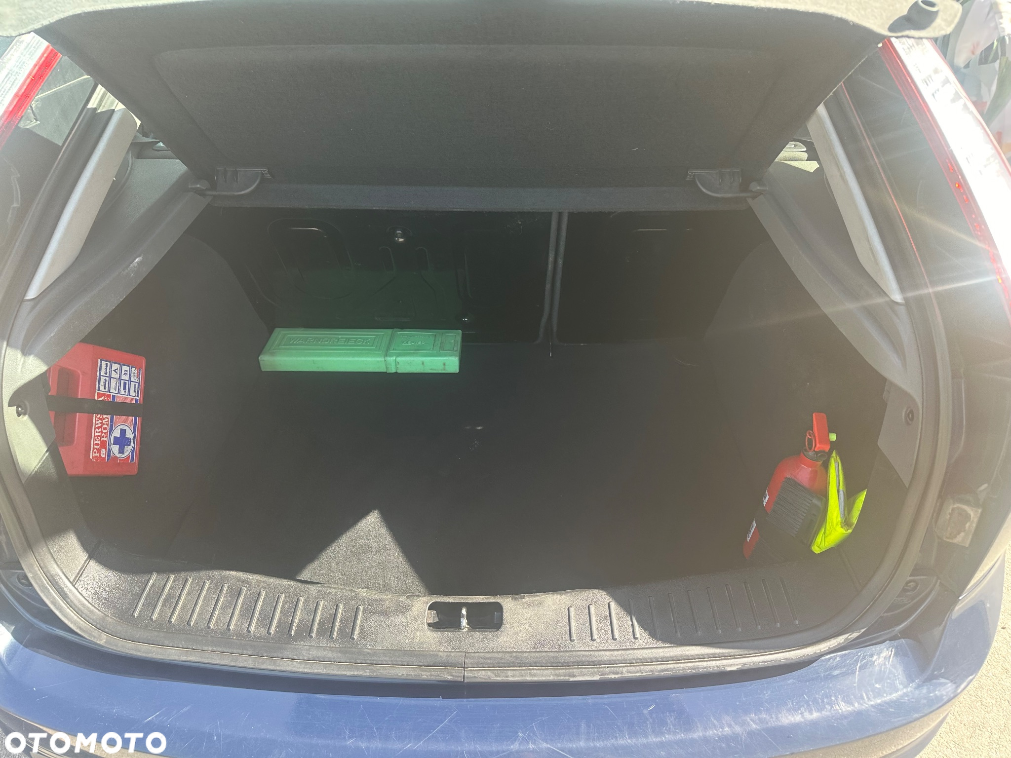 Ford Focus 1.8 TDCi Ambiente - 11