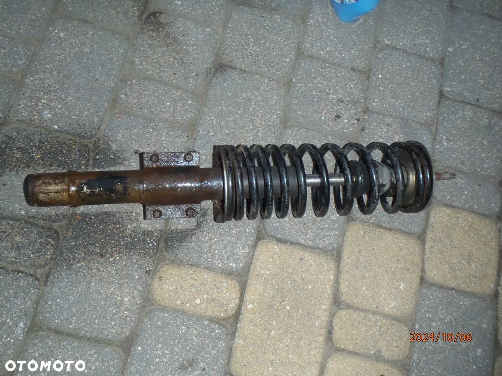 błotnik nadkole amortyzator sprężyna ligier pulse 4 Melex Ligier Pulse 4 elektryk - 12