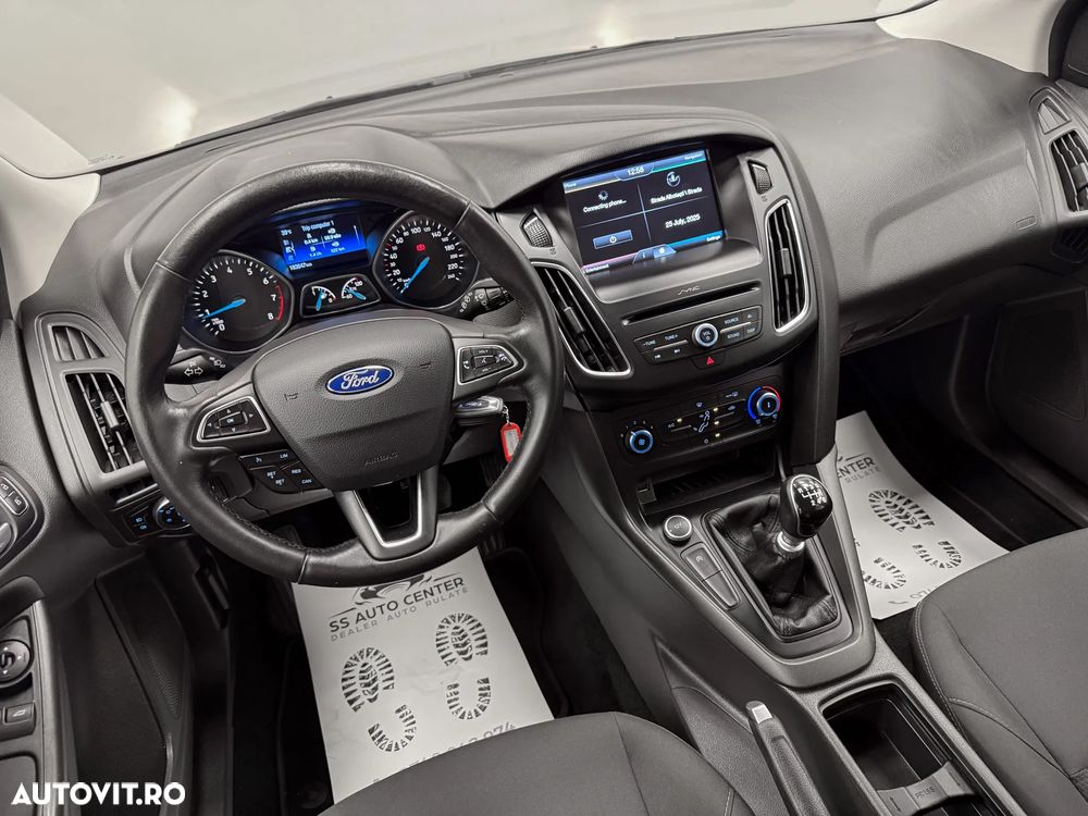 Ford Focus 1.0 EcoBoost Active Business - 20