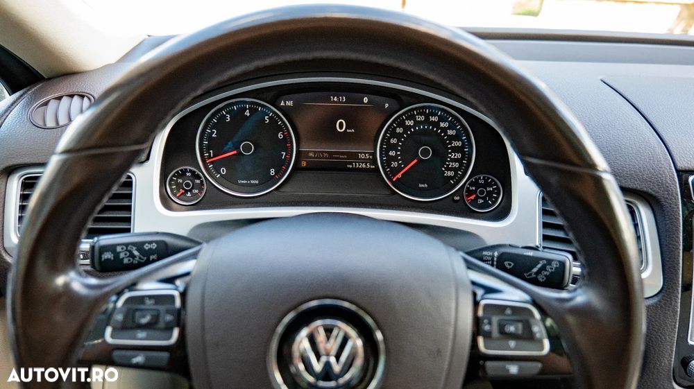 Volkswagen Touareg - 18