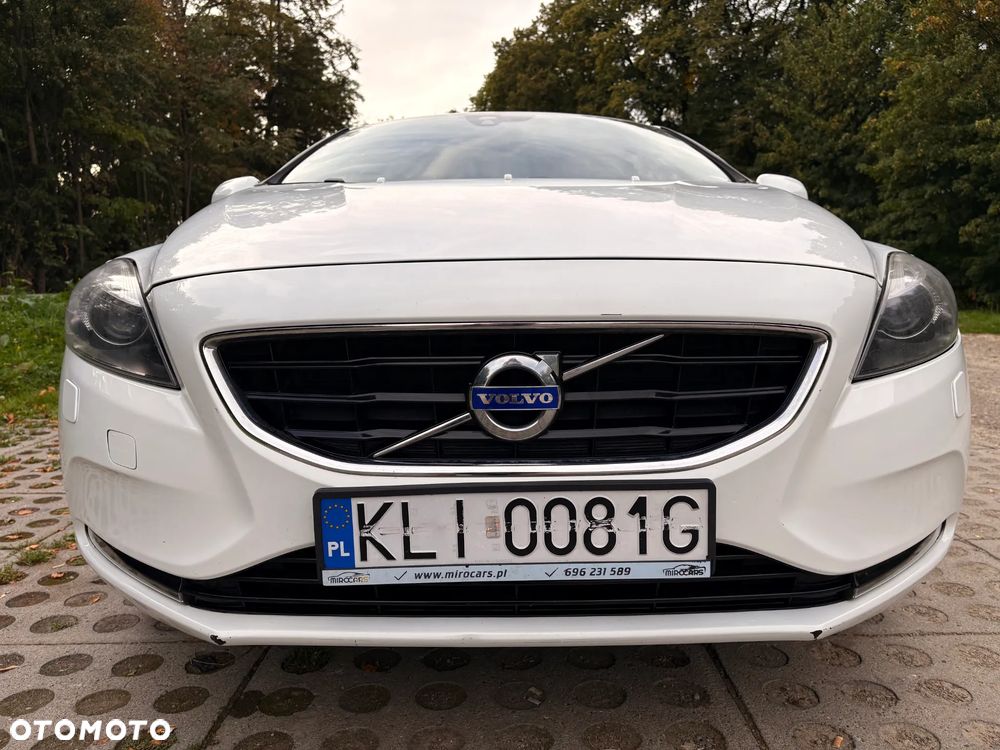 Volvo V40 D2 Momentum - 4