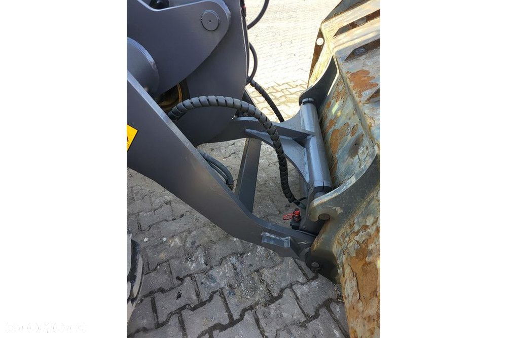 Volvo L35G - 16