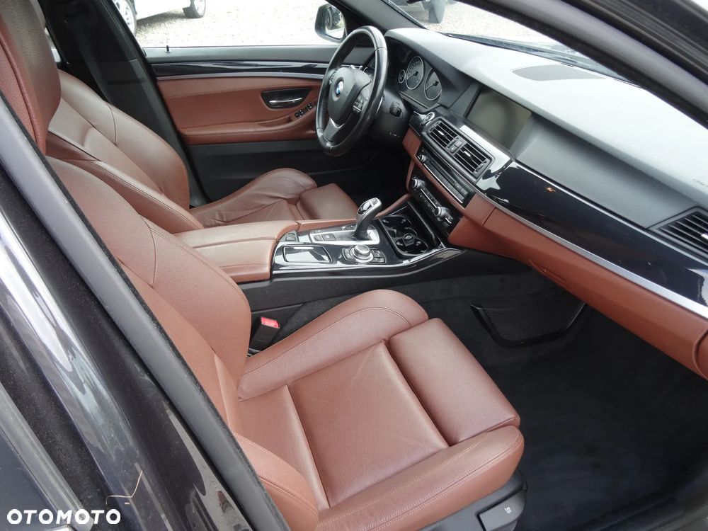 BMW Seria 5 520d Edition Fleet - 11