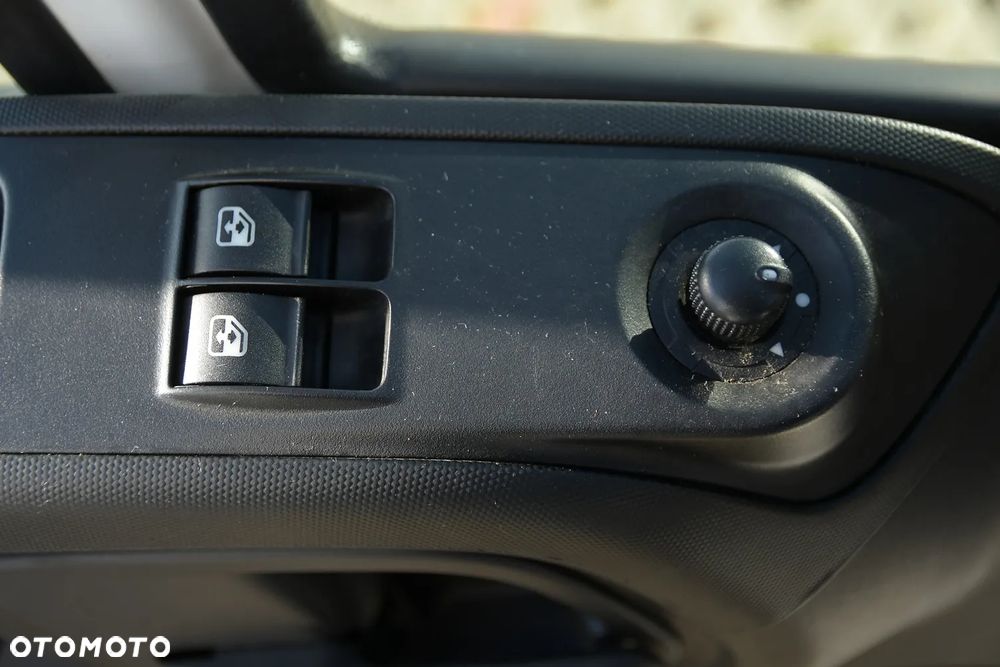 Iveco 72C17  3,0 170KM bez adblue euro 5 Zanotti Z380  6,1m 12 palet dł -20+20 ładowność 3460kg - 30