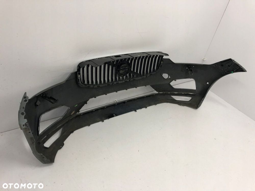 VOLVO XC60 II 2018 PRZED LIFT ZDERZAK PRZEDNI 6XPDC - 5