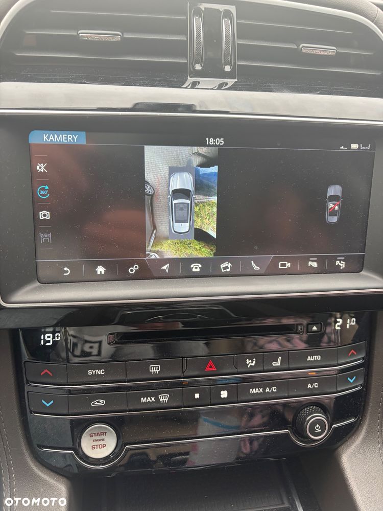 Jaguar F-Pace 2.0 i4P AWD Prestige - 12