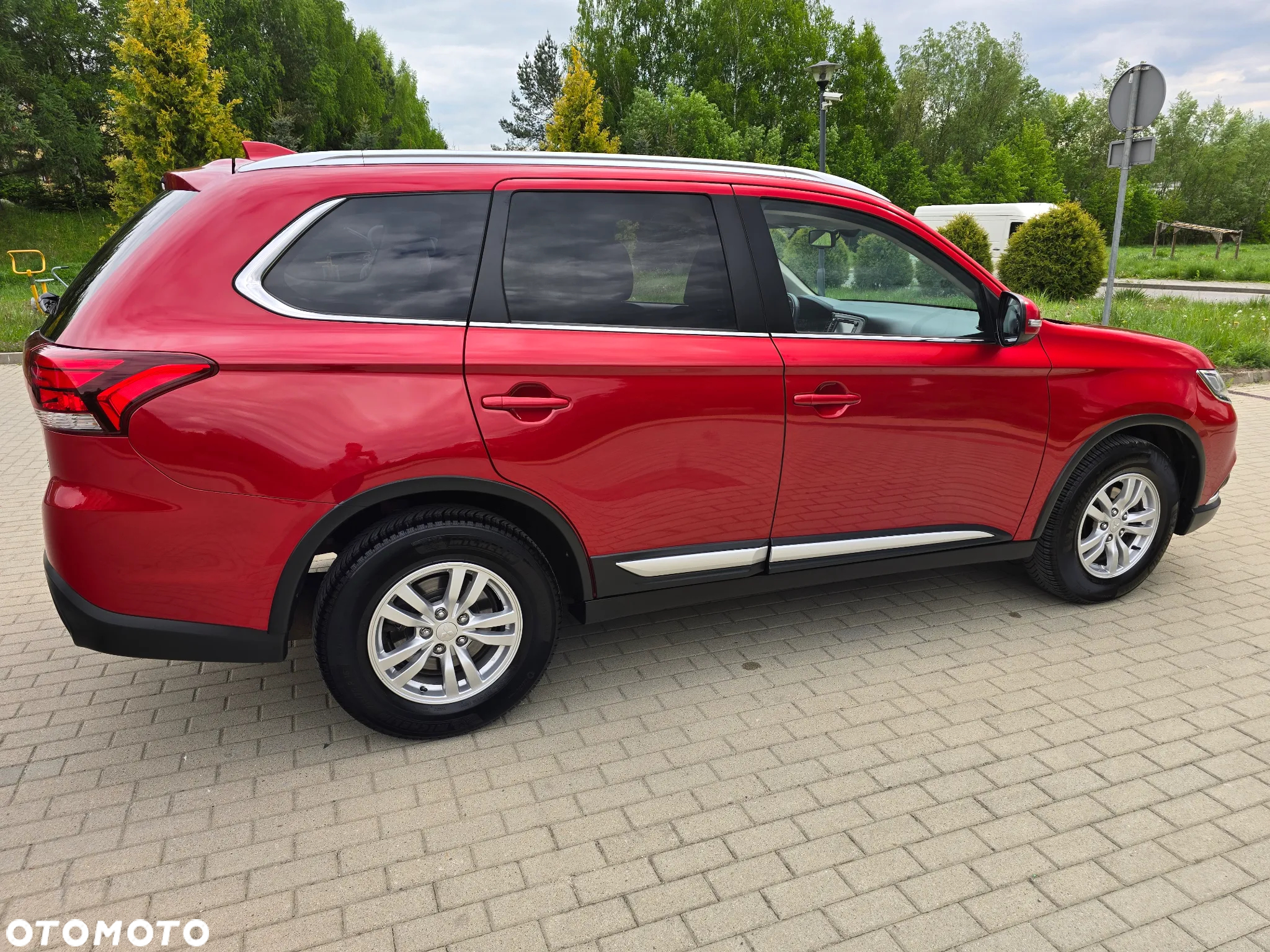 Mitsubishi Outlander 2.0 2WD Edition - 15