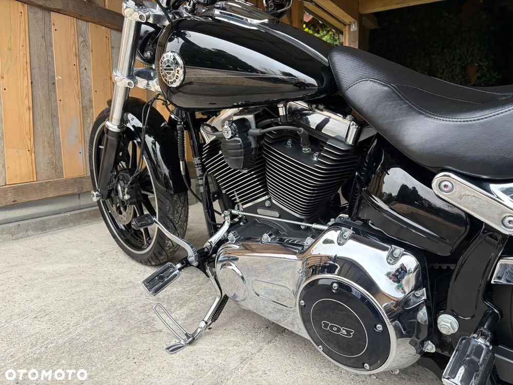 Harley-Davidson FXSB Breakout - 17