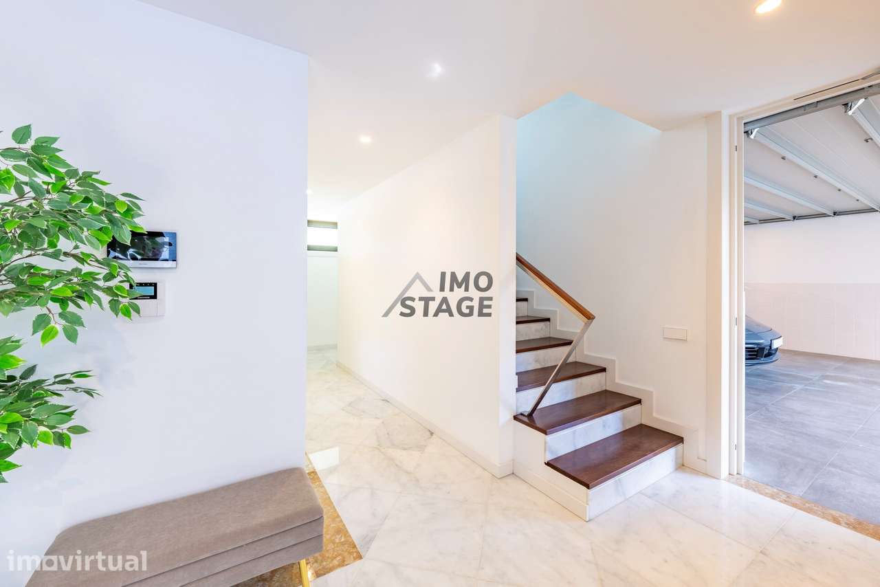 Moradia T3 de Luxo | 4 Pisos | Elevador | Jardim Privativo 195m² | Boa - Grande imagem: 4/41
