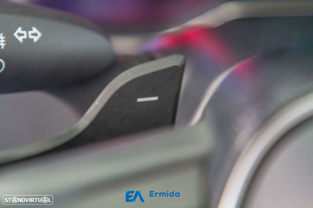 Toyota Corolla Touring Sports - 40