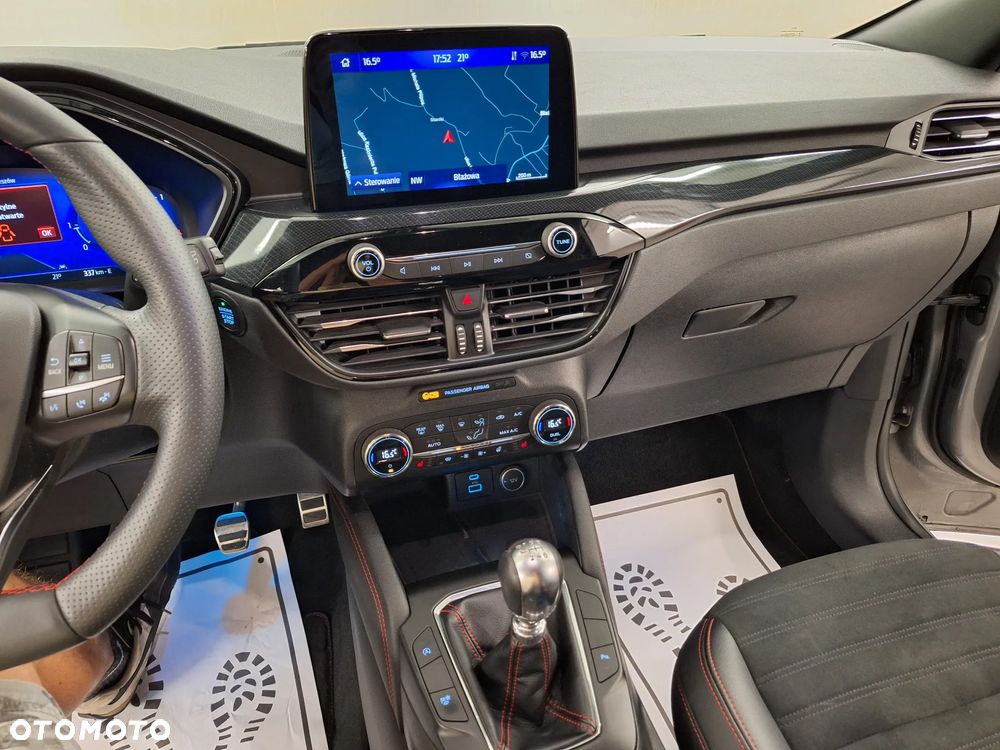 Ford Kuga 2.0 EcoBlue Hybrid ST-LINE X - 33