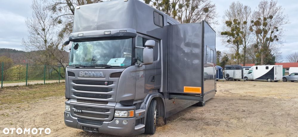 Scania Koniowóz 7-koni + living - 1