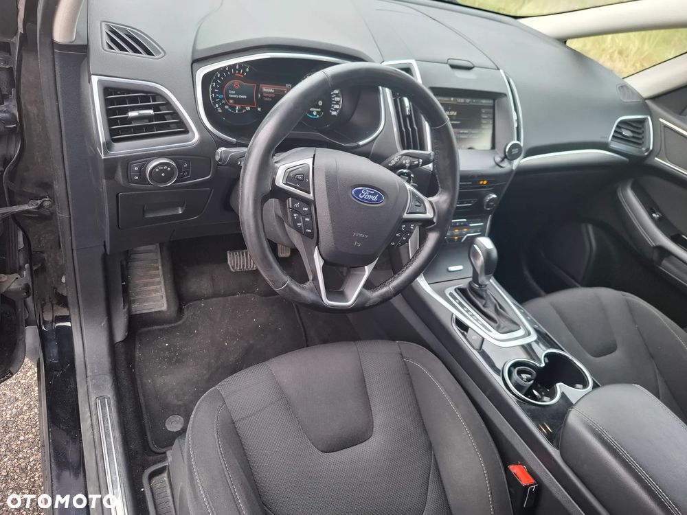 Ford S-Max 2.0 TDCi Titanium PowerShift - 6