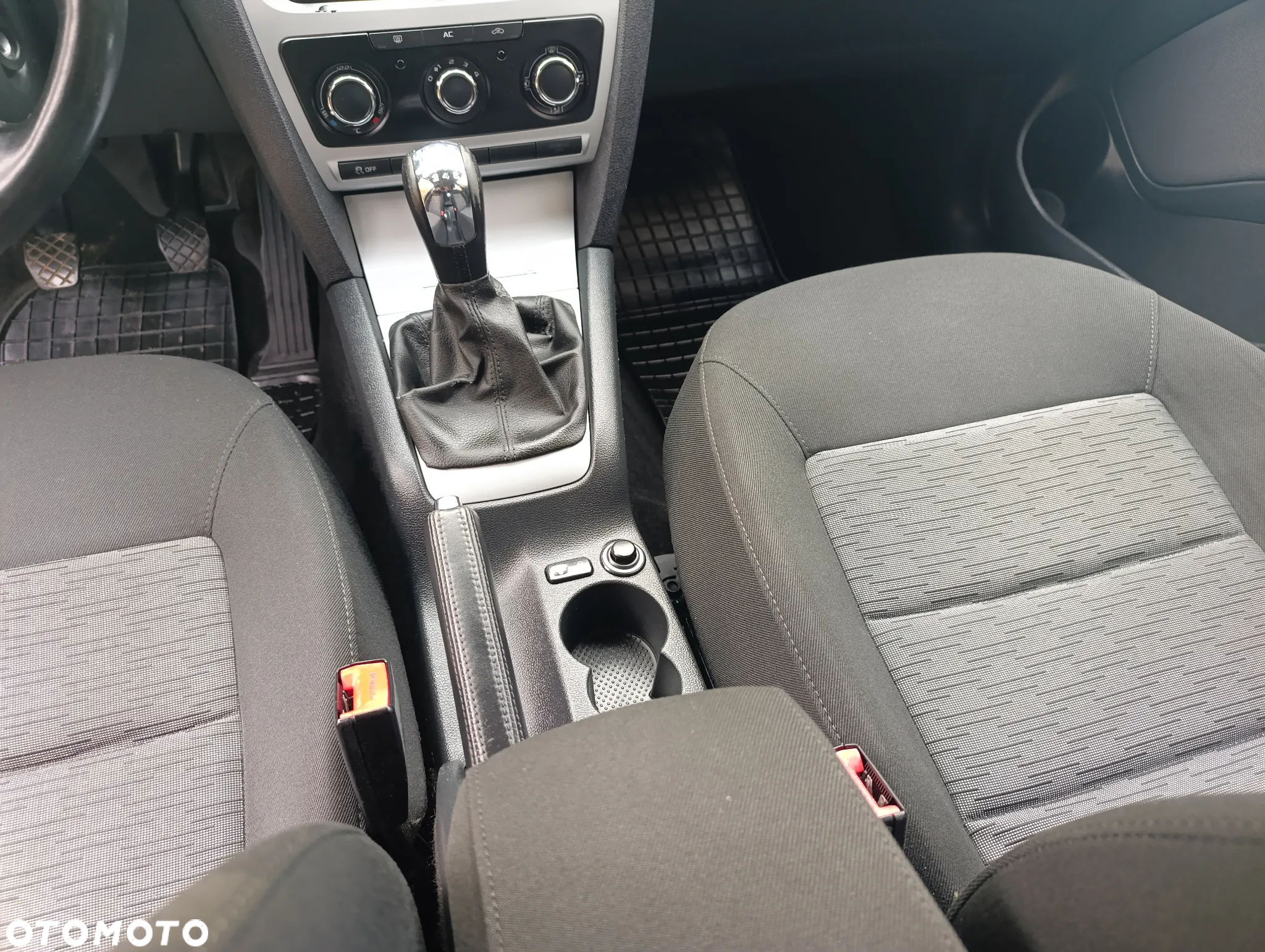 Skoda Octavia 2.0 TDI DPF Elegance - 21