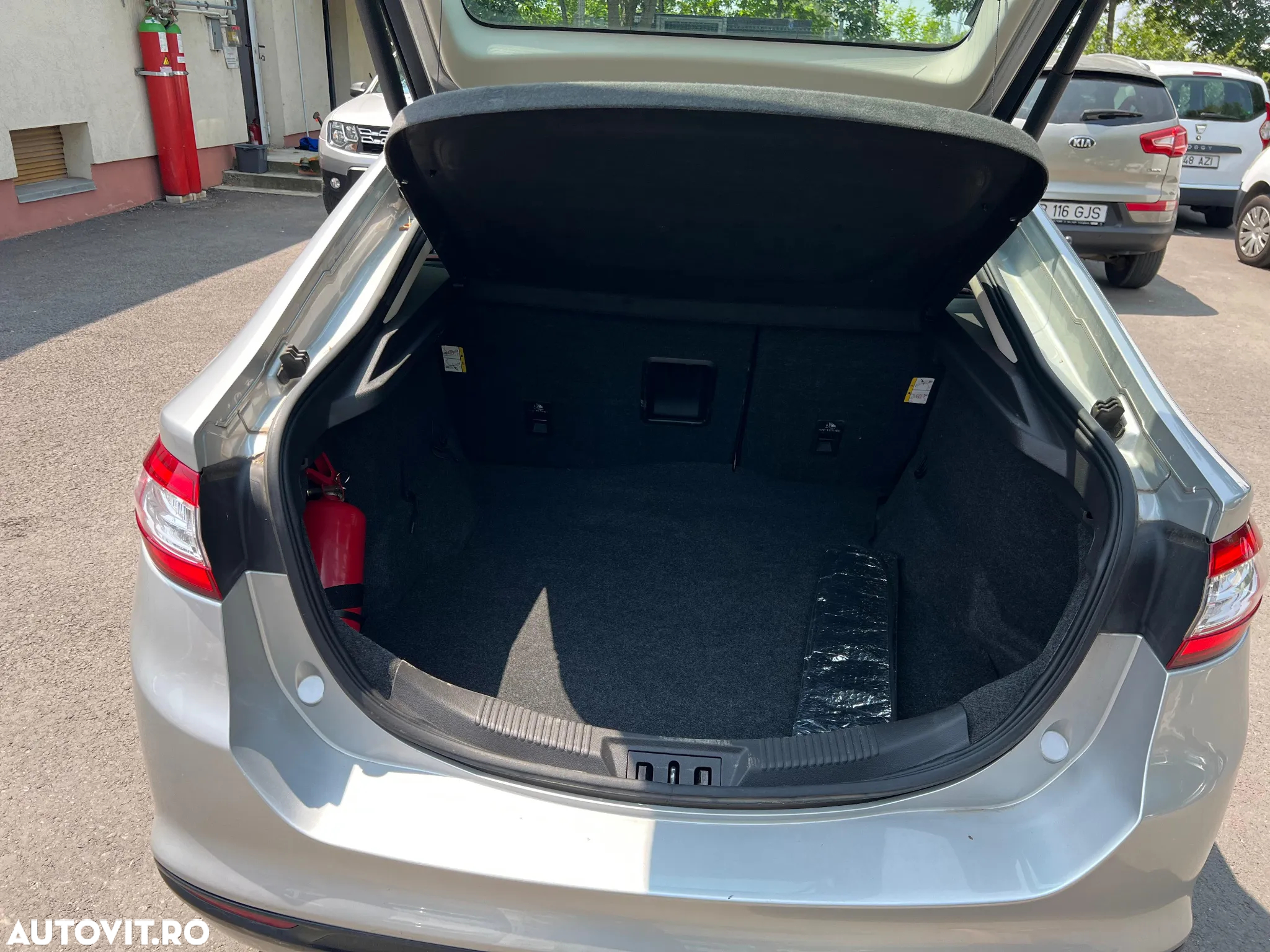 Ford Mondeo 2.0 TDCi Powershift Titanium - 11