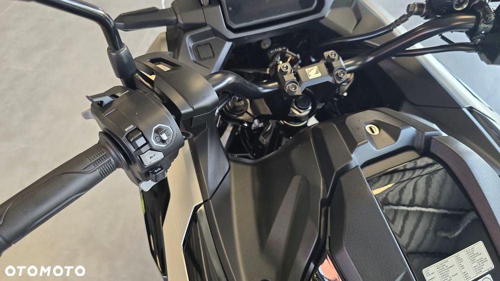 Honda NC - 16